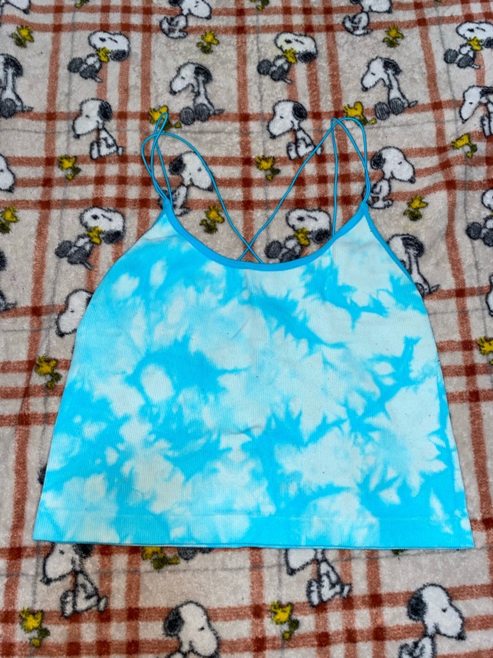 No Boundaries Aqua and White Tie-Dye Ribbed Spaghetti-Strap Crop